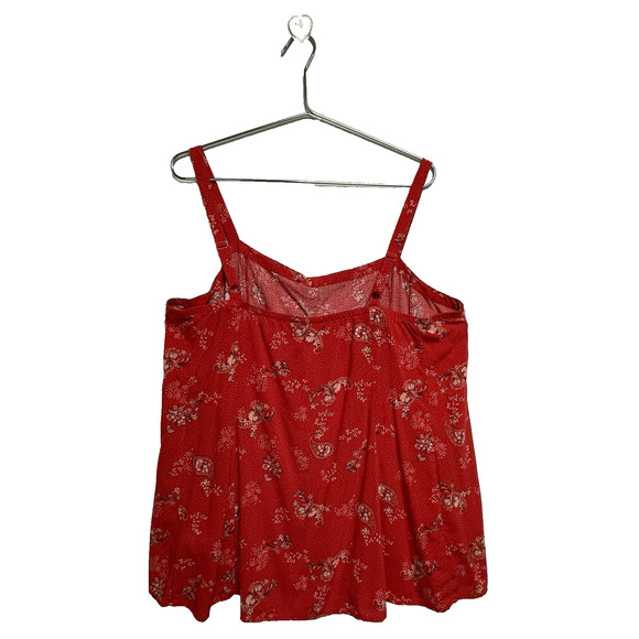 Torrid Red Paisley Print Tank With Buttons - Adjustable Shoulder Straps - Size 2 - Picture 2 of 11